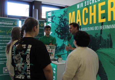 E0b8c7b2 B95b 45b8 82f1 86d5a795ff31