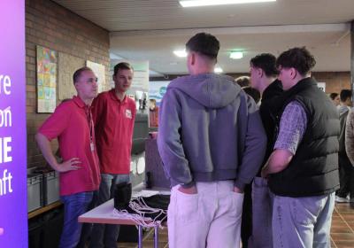 E52013aa 7996 45fb 94de 9cac0d93f8ba